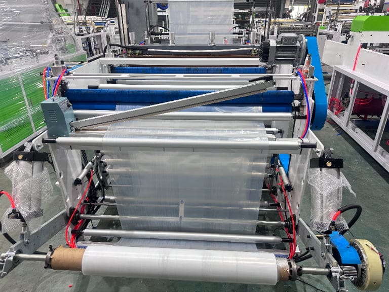 Non-stretch Heavy-duty Bag Making Machine | LDPE Flat/Garment/Vacuum Bag Producer - Product Image